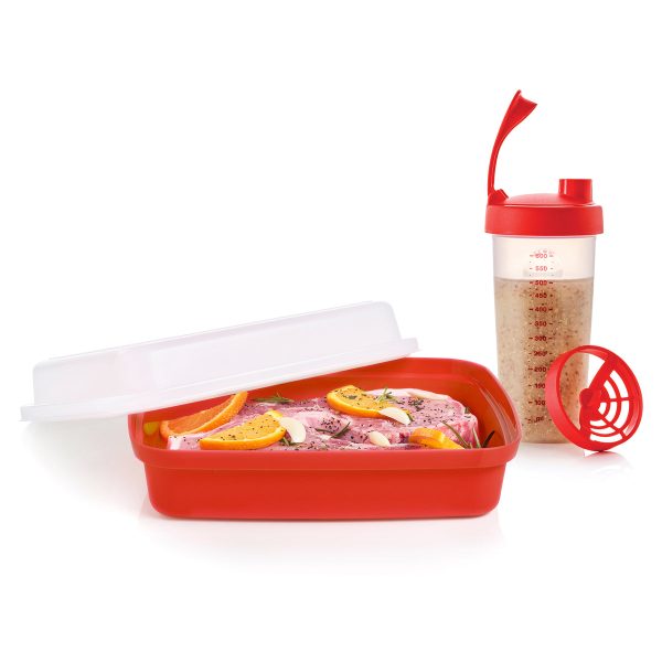 Tupper Ware Shake & Marinate Set